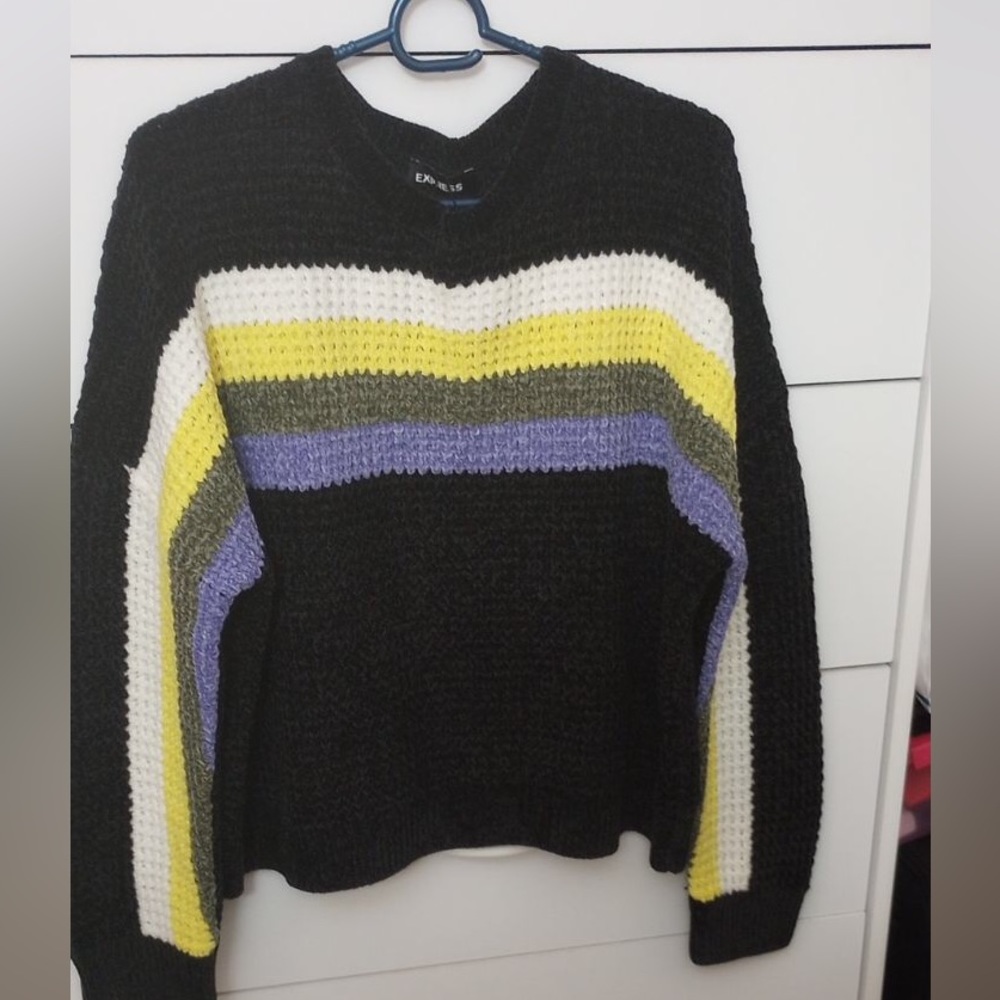 Express XS -S Soft Sweater. Brand New with Tags. Loose Fit